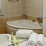 Karol-ina Estate Tatil Evi Branik