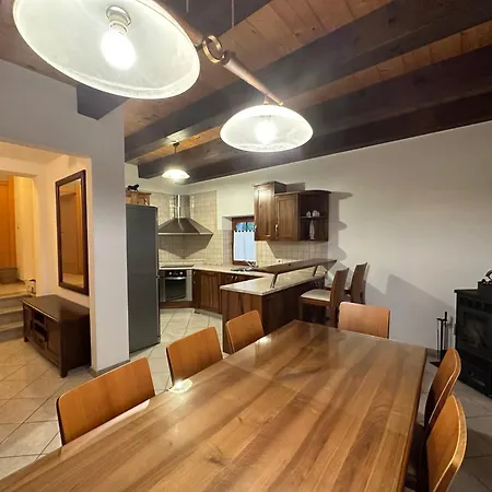 Dom wakacyjny Karol-ina Estate Branik